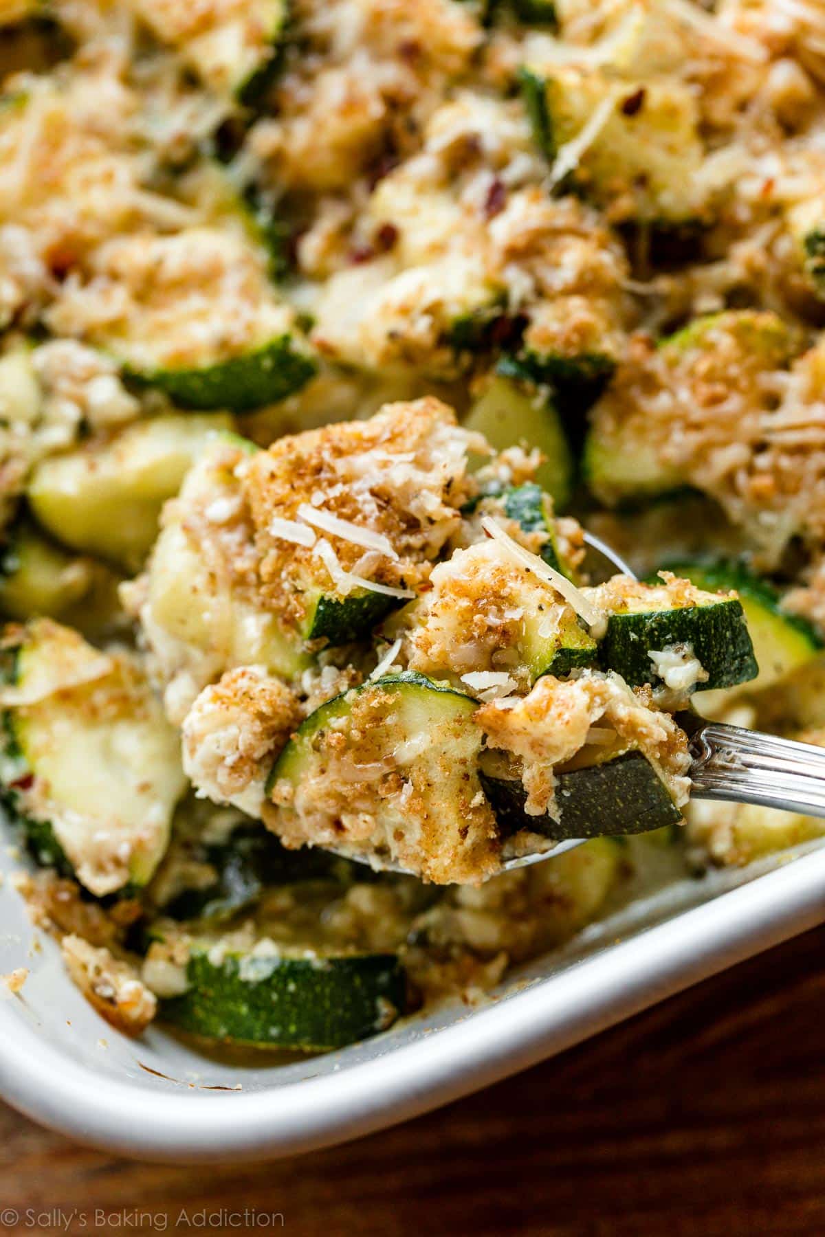 Easy Garlic Herb & Feta Zucchini Casserole: 30-Minute Side Dish